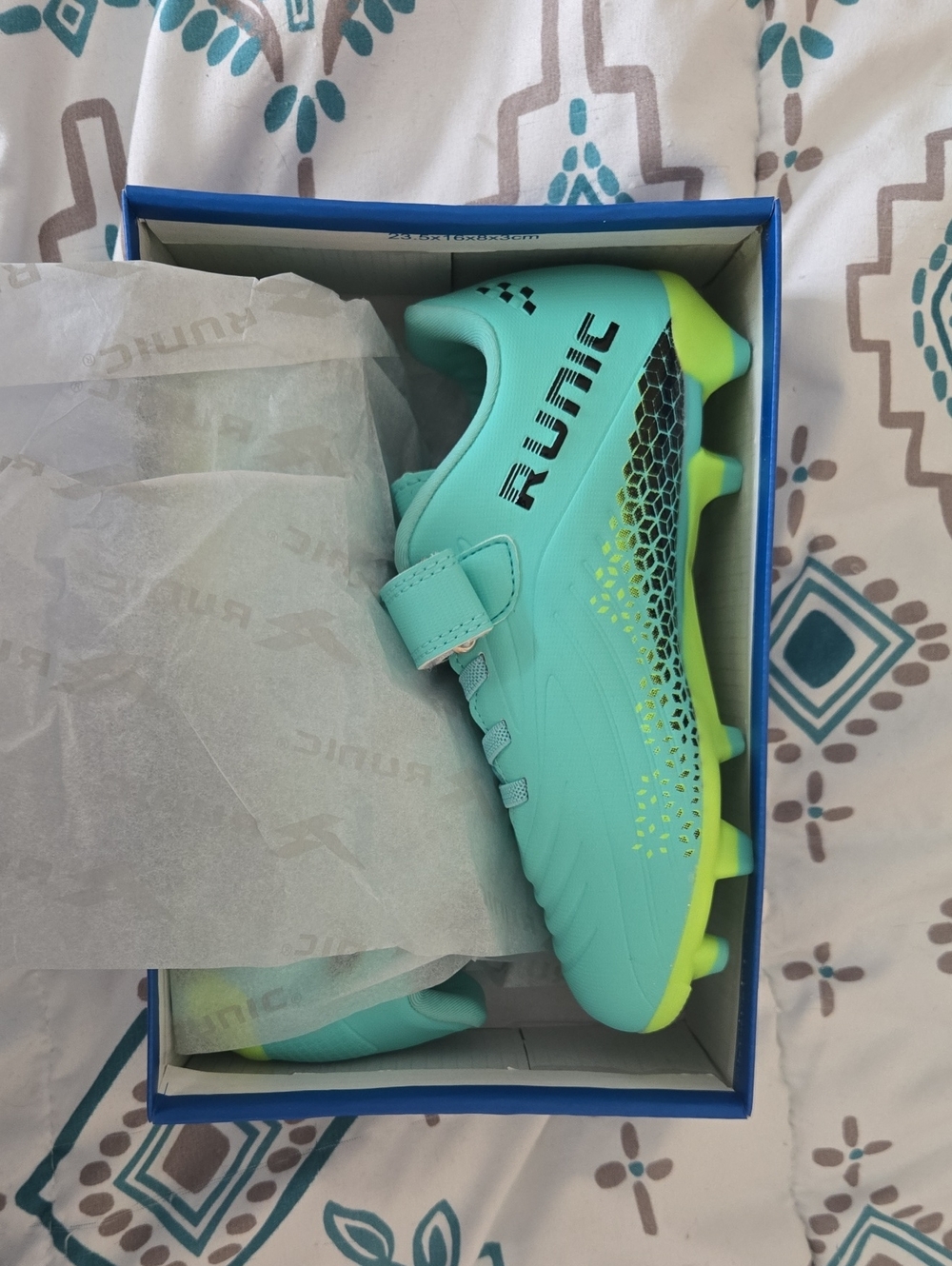 Kids' Mint Green Soccer Cleats